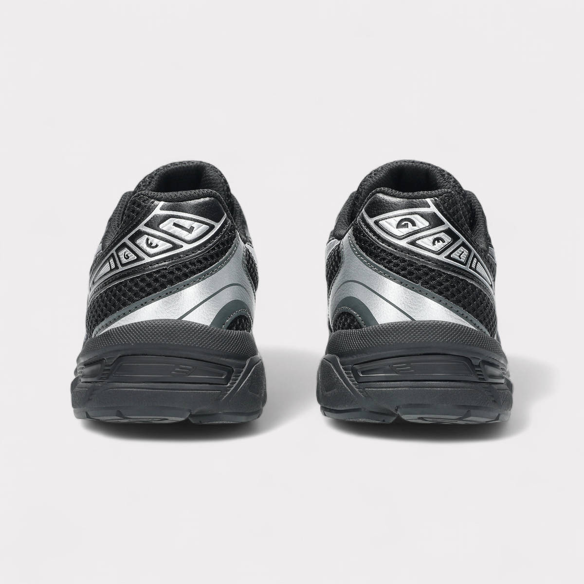 GEL-1130 - Black Pure Silver (GS)