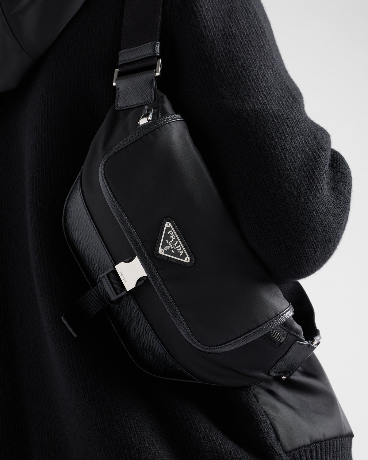 Sac porté épaule en Re-Nylon et cuir Saffiano